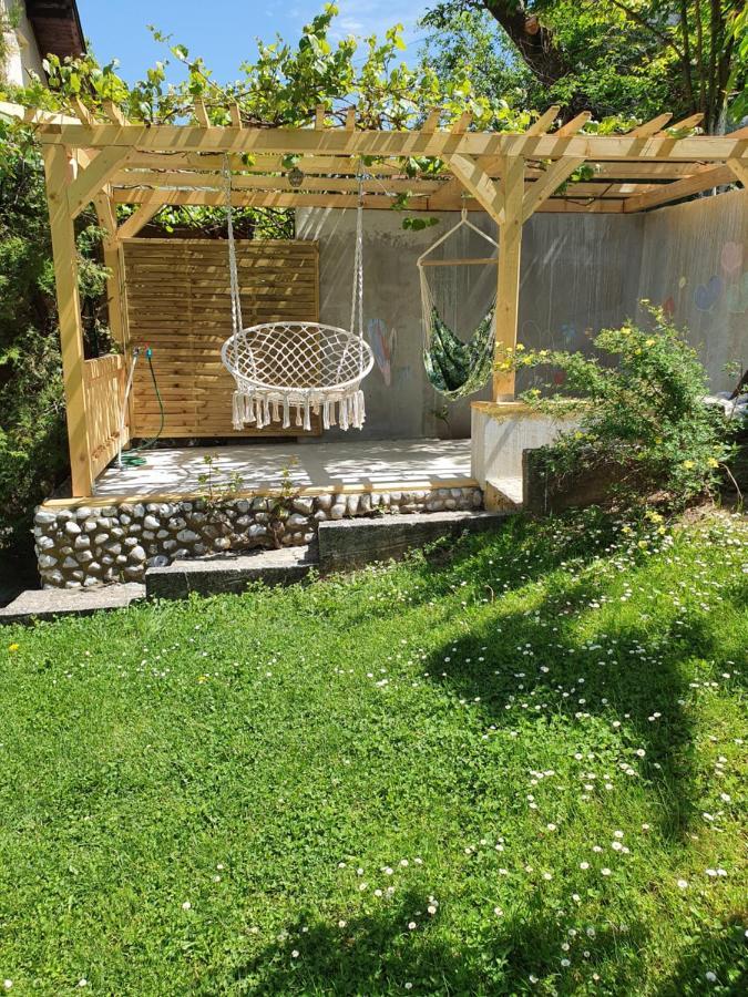 Peaceful Vacation Villa & Garden ซาราเยโว ภายนอก รูปภาพ